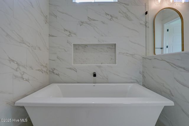 603 Martin House Loop, Holly Ridge, NC 28445