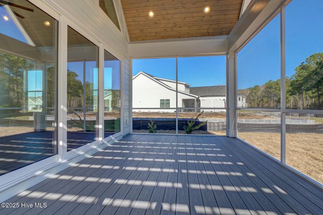 603 Martin House Loop, Holly Ridge, NC 28445