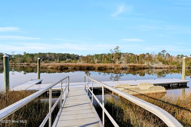 603 Martin House Loop, Holly Ridge, NC 28445