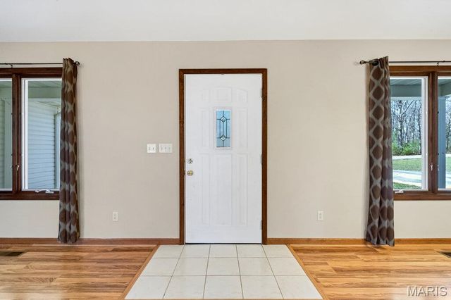 40 Forest Acres Lane, Troy, MO 63379
