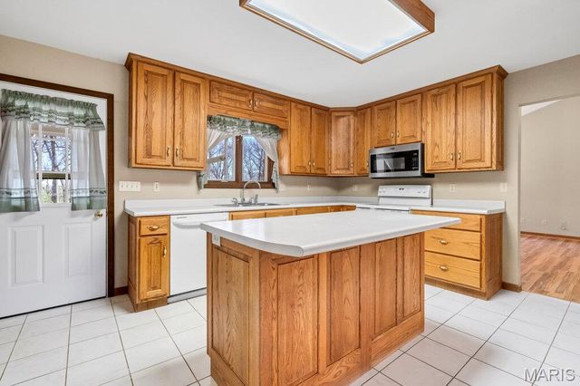 40 Forest Acres Lane, Troy, MO 63379