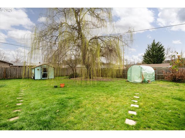 1509 MCKINLEY St, Eugene, OR 97402