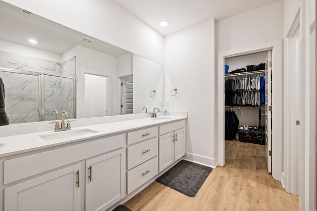 213 Lainey Drive, Maumelle, AR 72113