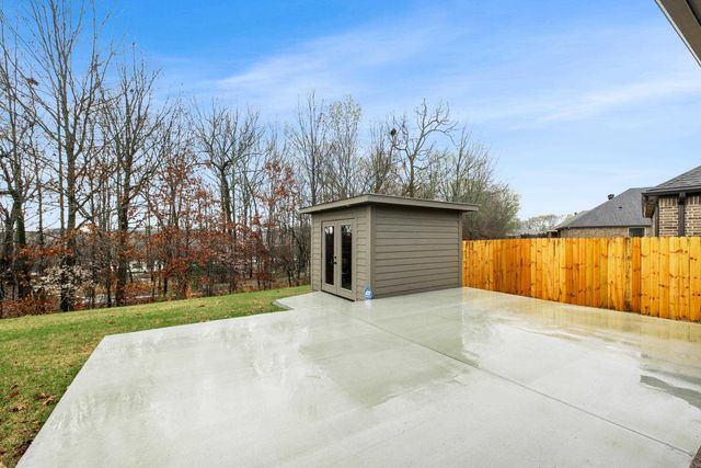 213 Lainey Drive, Maumelle, AR 72113