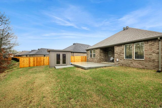 213 Lainey Drive, Maumelle, AR 72113