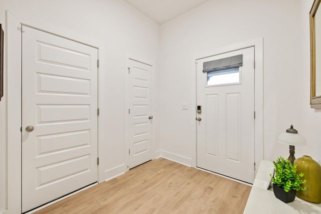 213 Lainey Drive, Maumelle, AR 72113