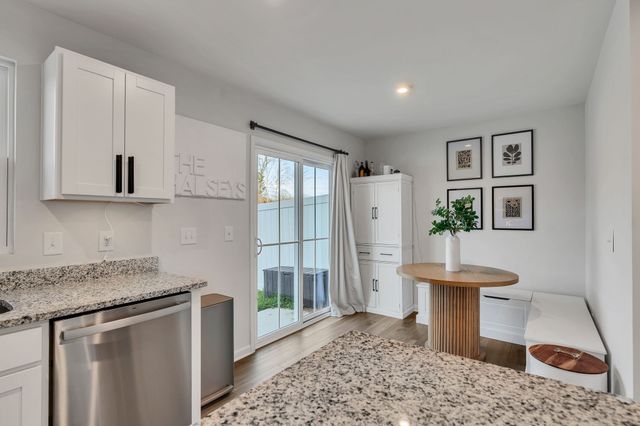 1530 Smoketree Rd, Antioch, TN 37013