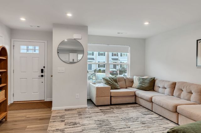 1530 Smoketree Rd, Antioch, TN 37013