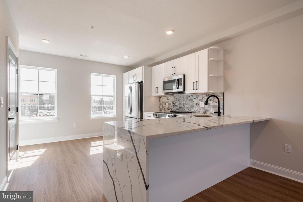 4082 CONSHOHOCKEN AVENUE A16, Philadelphia, PA 19131