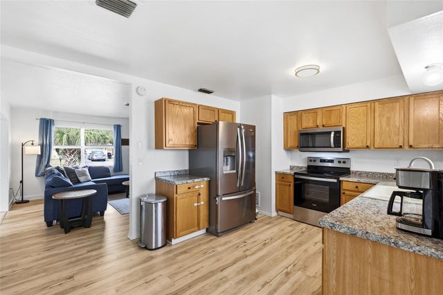 2415 18TH STREET COURT E, Bradenton, FL 34208