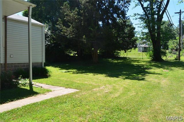 9578 Breckenridge Road, Breckenridge Hills, MO 63114