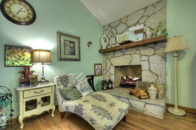 1359 Salem Road, Mineral Bluff, GA 30559