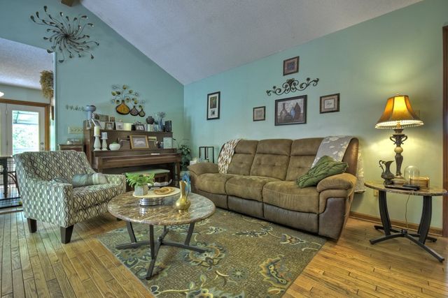 1359 Salem Road, Mineral Bluff, GA 30559