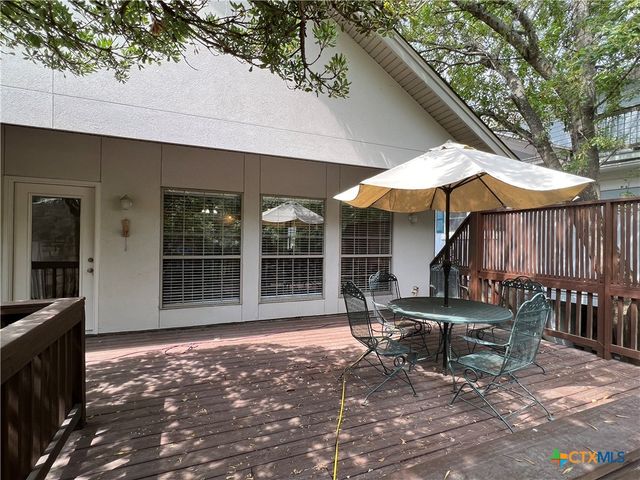 184 E Lincoln Street, New Braunfels, TX 78130