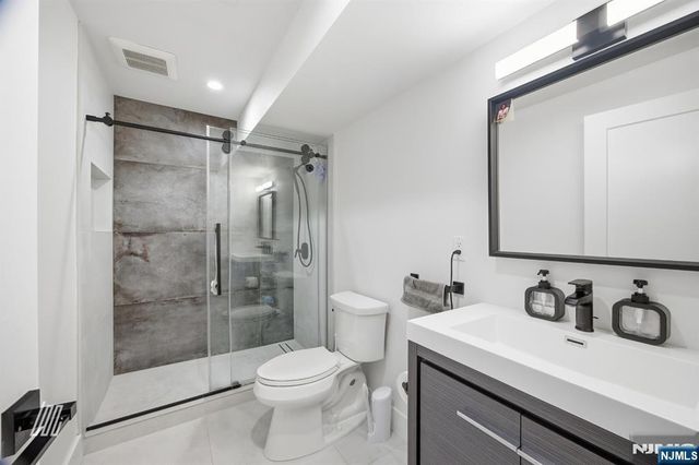 256A 7th Street, Palisades Park, NJ 07650