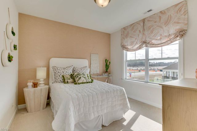 2204 Captiva LN, Chesapeake, VA 23321