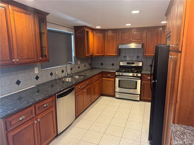 1530 Alamitas, Monrovia, CA 91016