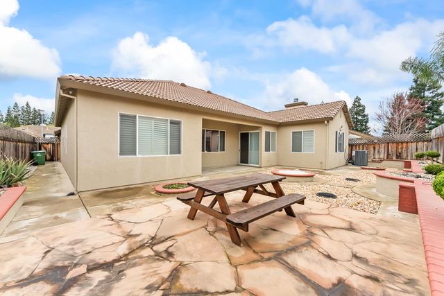 9652 Pasture Rose Way, Elk Grove, CA 95624