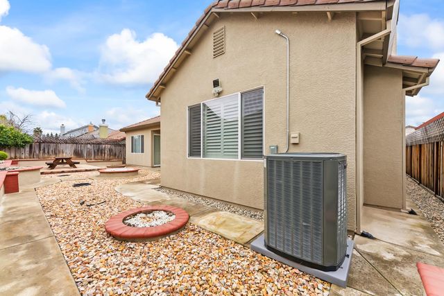 9652 Pasture Rose Way, Elk Grove, CA 95624