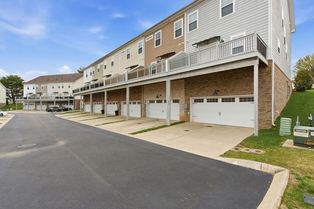 204 Kinsale Dr, Spring Hill, TN 37174