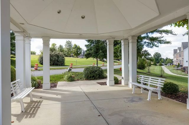 204 Kinsale Dr, Spring Hill, TN 37174