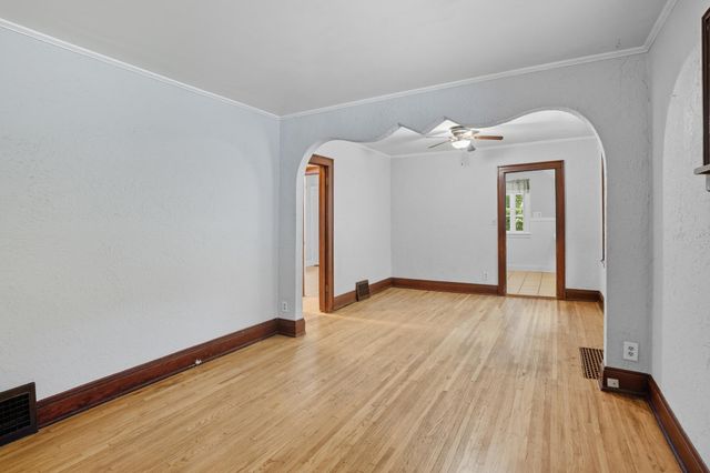 1207 5th Street E, Saint Paul, MN 55106