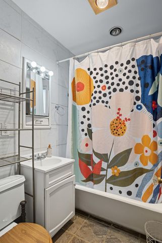 1207 5th Street E, Saint Paul, MN 55106