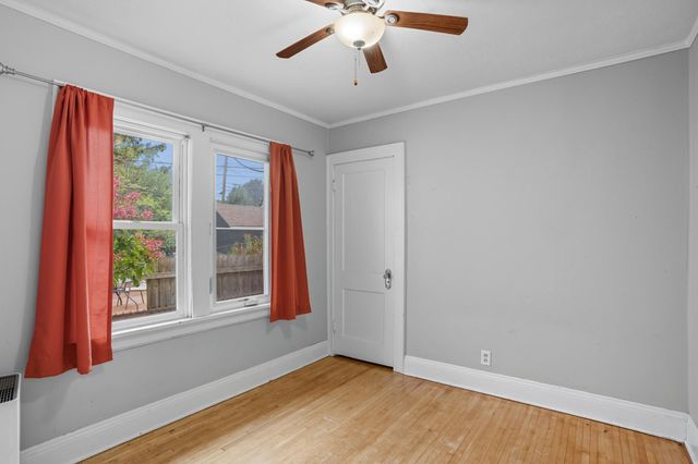 1207 5th Street E, Saint Paul, MN 55106