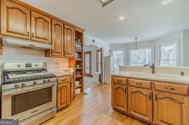 890 S Bethany Road, Mcdonough, GA 30252