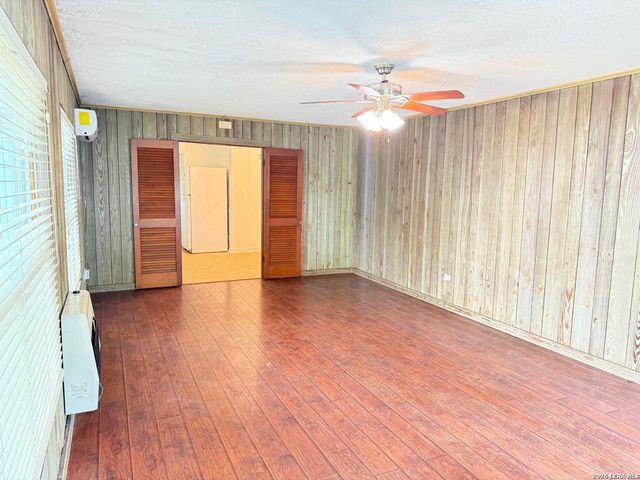 1311 W ROSEWOOD AVE, San Antonio, TX 78201