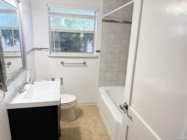 1311 W ROSEWOOD AVE, San Antonio, TX 78201