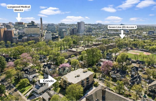 15 Francis St 16, Brookline, MA 02446