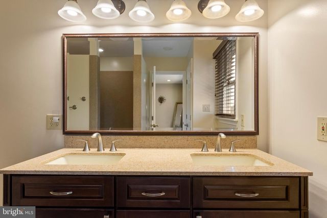 3206 EVES WAY, Hampstead, MD 21074