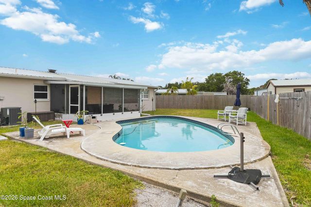 2165 Topaz Court, Merritt Island, FL 32953