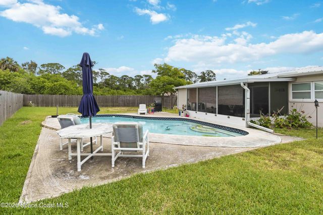 2165 Topaz Court, Merritt Island, FL 32953
