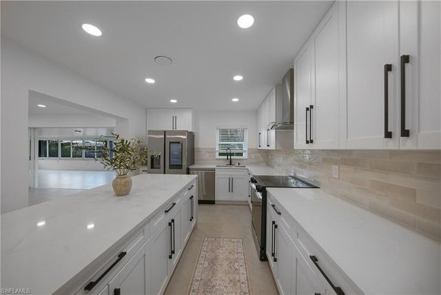 27385 Voyageur DR, Punta Gorda, FL 33983