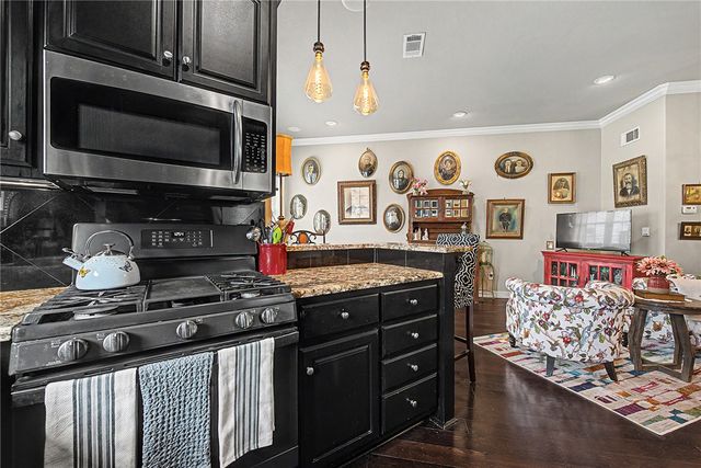 2644 S Everest Avenue, Rogers, AR 72758