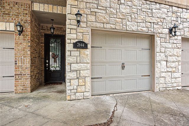 2644 S Everest Avenue, Rogers, AR 72758
