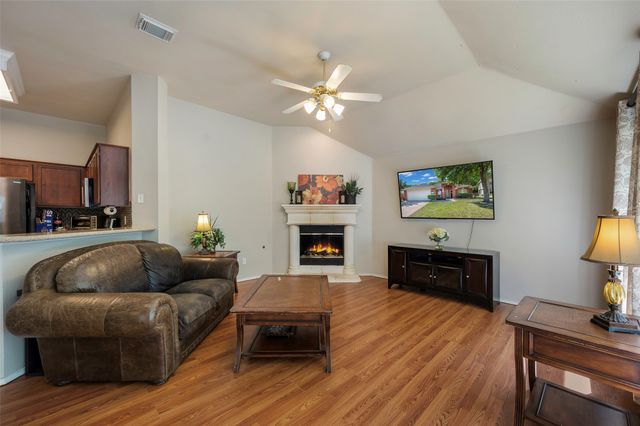 3002 Blake Street, Corinth, TX 76210