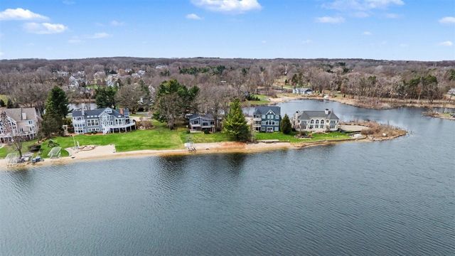 7025 Eagle Hts Drive, Mattawan, MI 49071