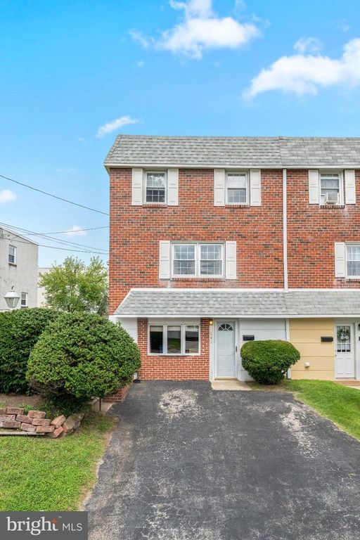 641 CAROLINE DR #, NORRISTOWN, PA 19401 — photo 2