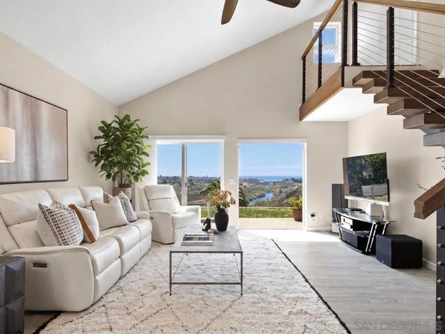 1409 Santa Rosa, Oceanside, CA 92058