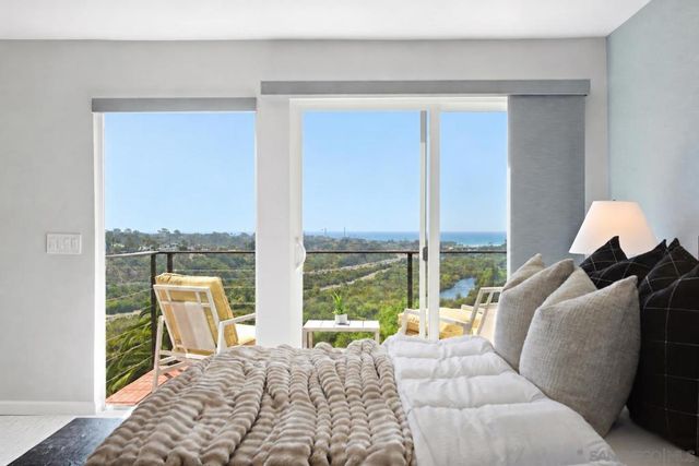 1409 Santa Rosa, Oceanside, CA 92058