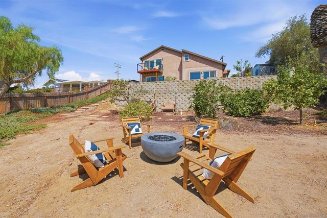 1409 Santa Rosa, Oceanside, CA 92058