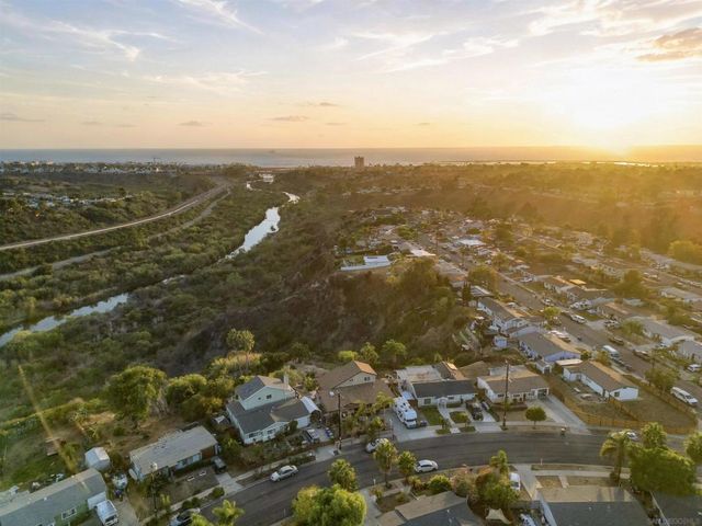 1409 Santa Rosa, Oceanside, CA 92058