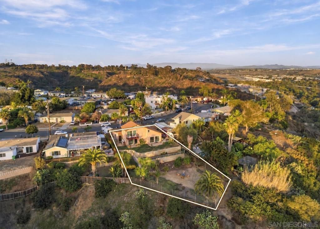 1409 Santa Rosa, Oceanside, CA 92058 — photo 2