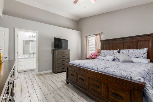 832 S 31st Ave Avenue, Phoenix, AZ 85009