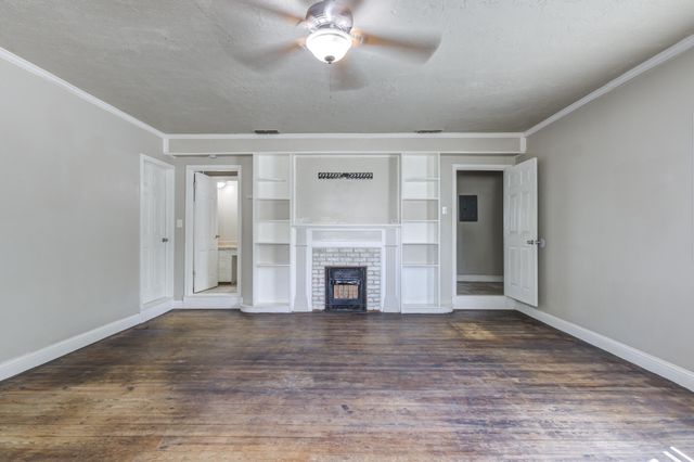 2111 29th Street, Lubbock, TX 79411