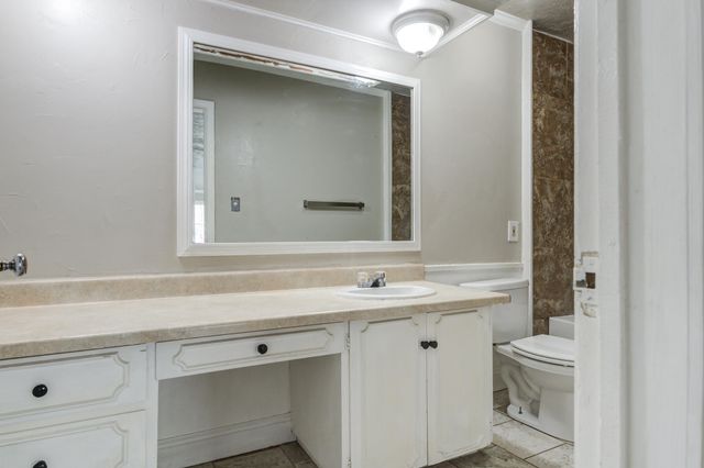 2111 29th Street, Lubbock, TX 79411