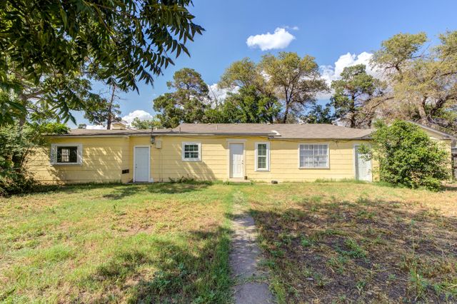 2111 29th Street, Lubbock, TX 79411